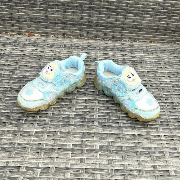 Disney Frozen Toddler Girl Athletic Light Up Sneakers Size 9 - Picture 5 of 10